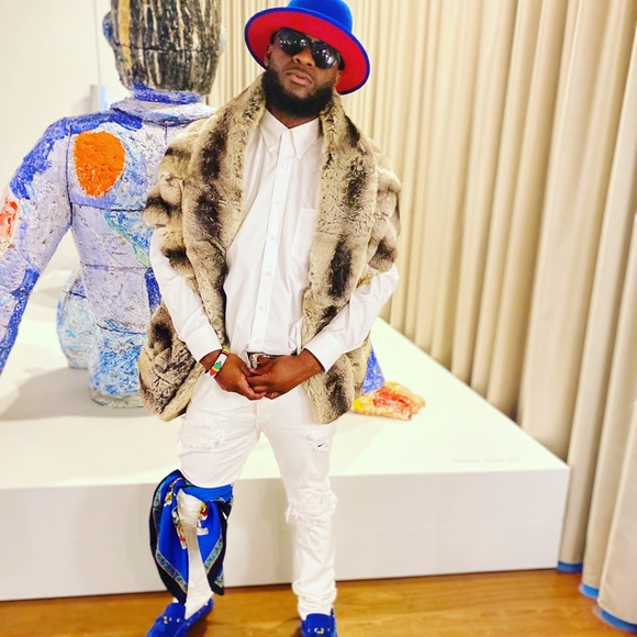 Meet your Posher, Arthur - Picture 3 of 12